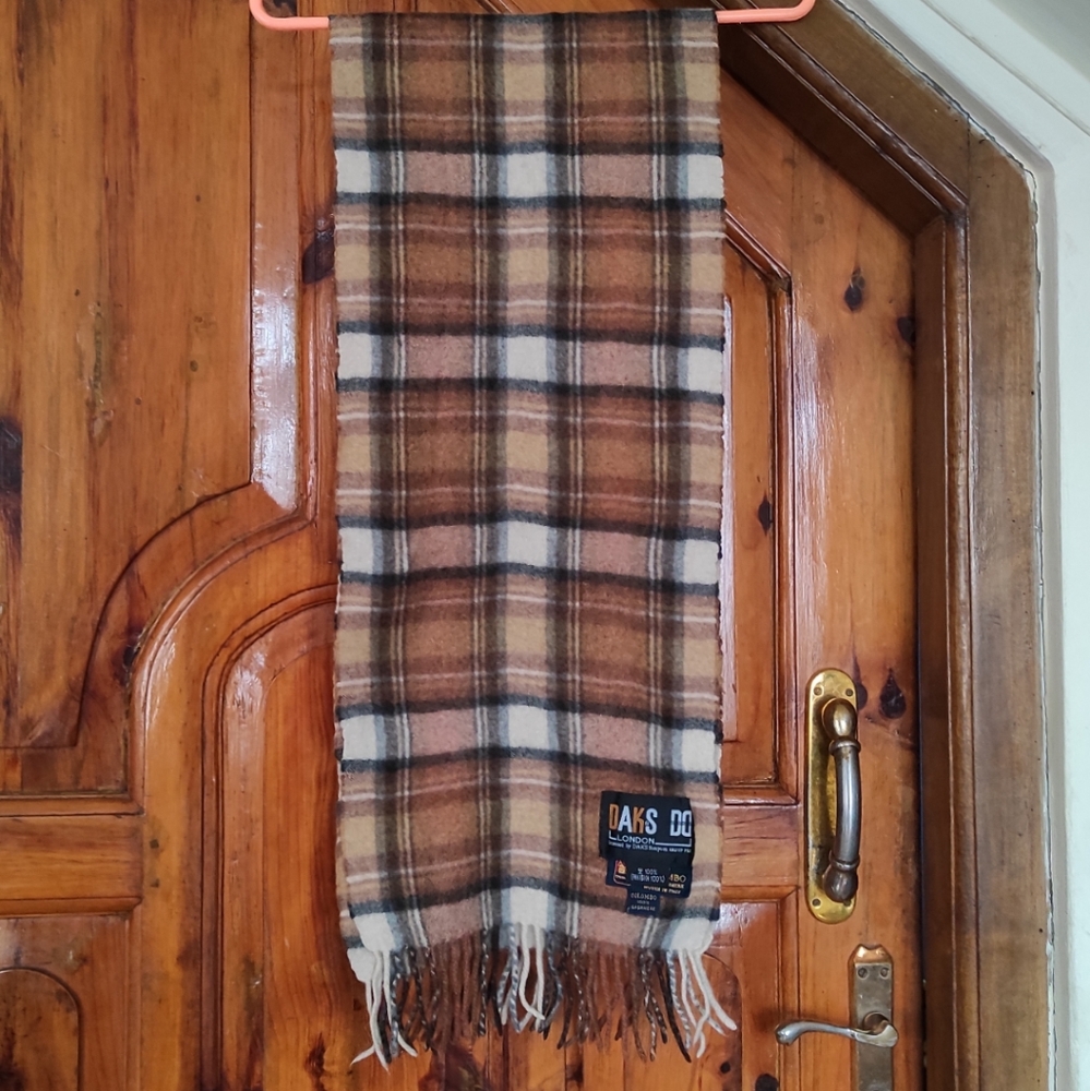 Daks Muffler - Picture 2 of 3